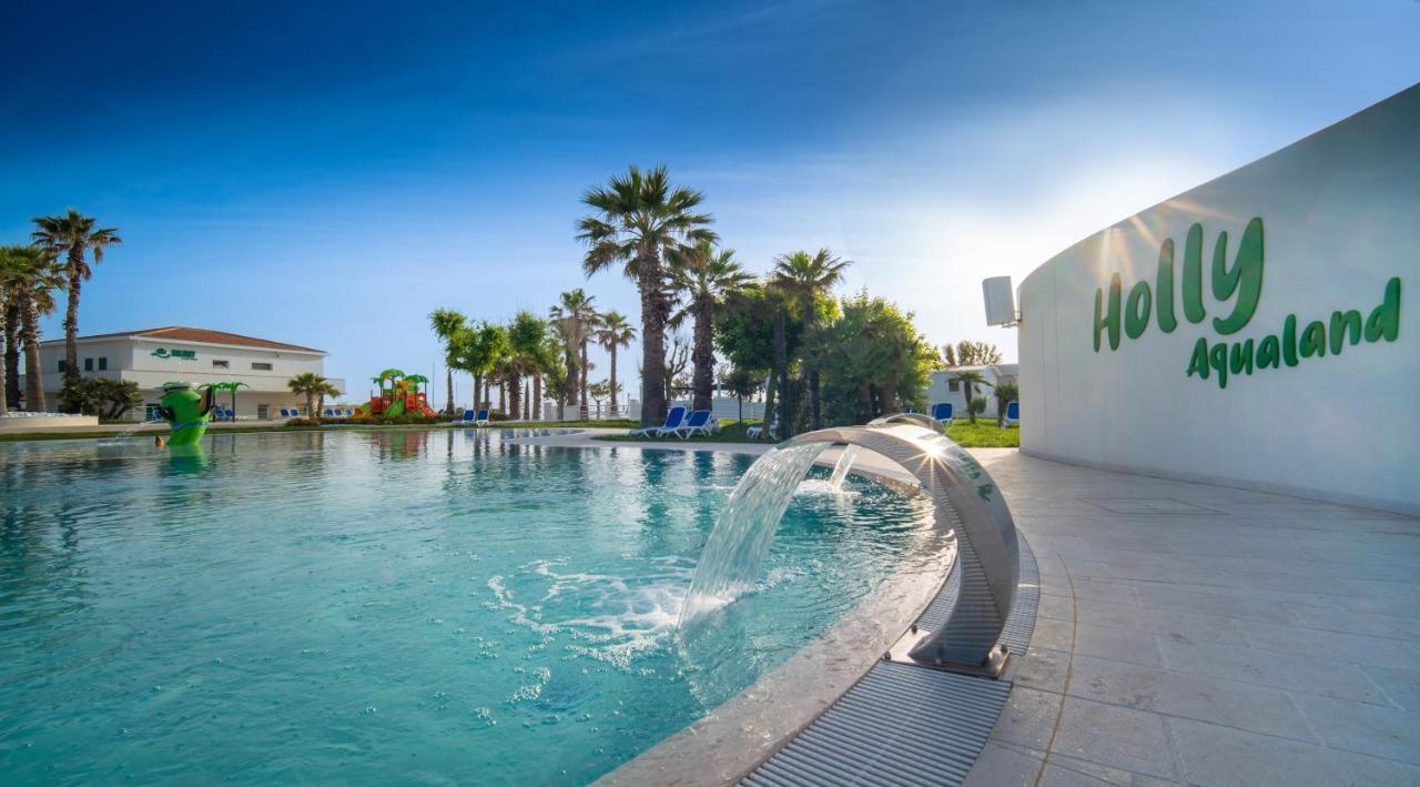 Holiday Family Village Porto SantʼElpidio Dış mekan fotoğraf