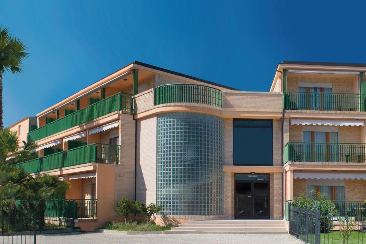 Holiday Family Village Porto SantʼElpidio Oda fotoğraf